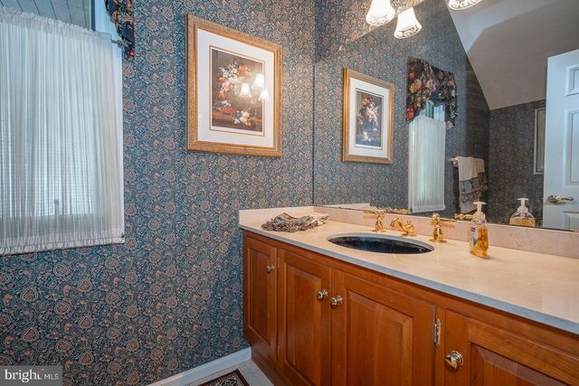 769 S WARREN AVE, Malvern, PA 19355