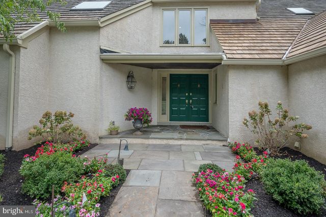 769 S WARREN AVE, Malvern, PA 19355