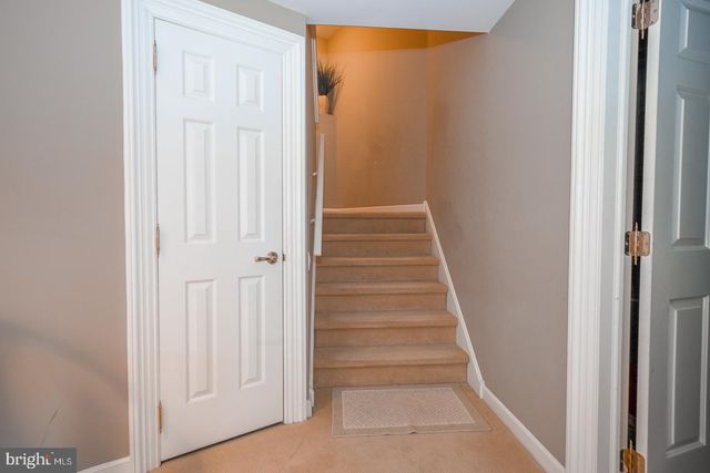 769 S WARREN AVE, Malvern, PA 19355