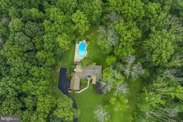 769 S WARREN AVE, Malvern, PA 19355