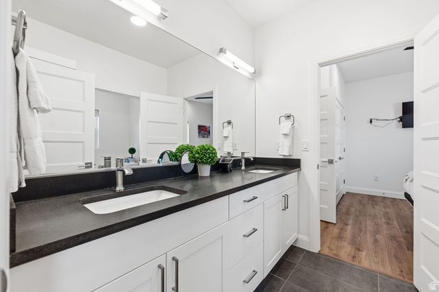 1232 E VILLA WAY, Washington, UT 84780