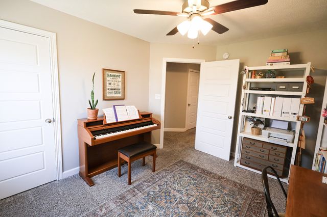 137 Trillium Ct, Clarksville, TN 37043