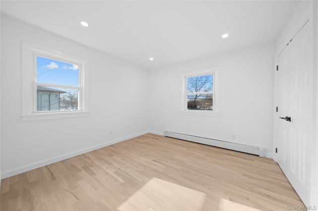 61 Lincoln Avenue, Deer Park, NY 11729