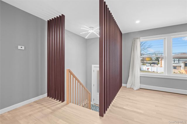 61 Lincoln Avenue, Deer Park, NY 11729