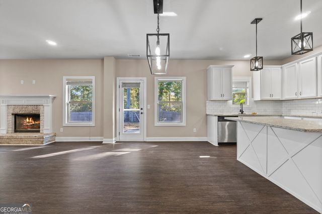 475 Louise Way, Locust Grove, GA 30248