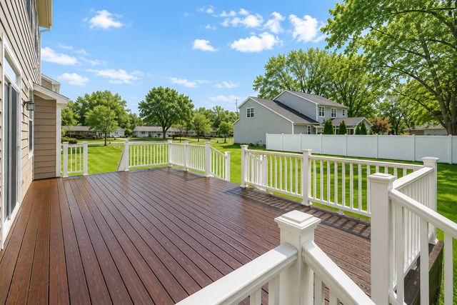 1551 E Olive Street, Palatine, IL 60074