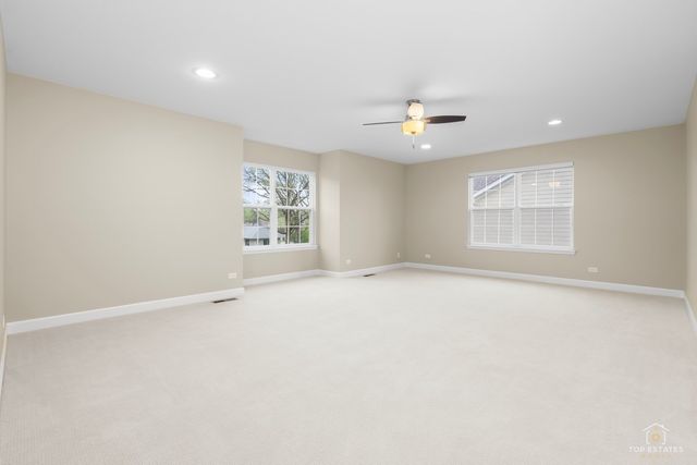 1551 E Olive Street, Palatine, IL 60074