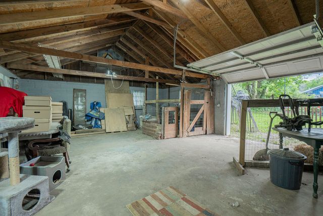 411 School Street, Rossville, GA 30741