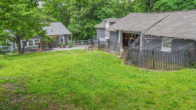 411 School Street, Rossville, GA 30741