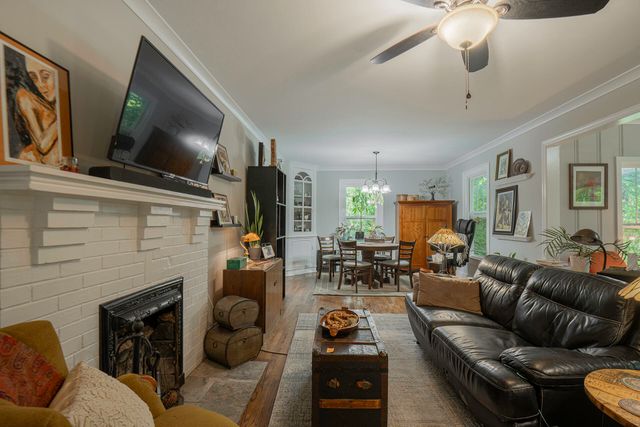 411 School Street, Rossville, GA 30741