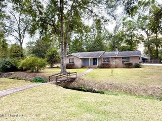1301 Third Avenue, Picayune, MS 39466