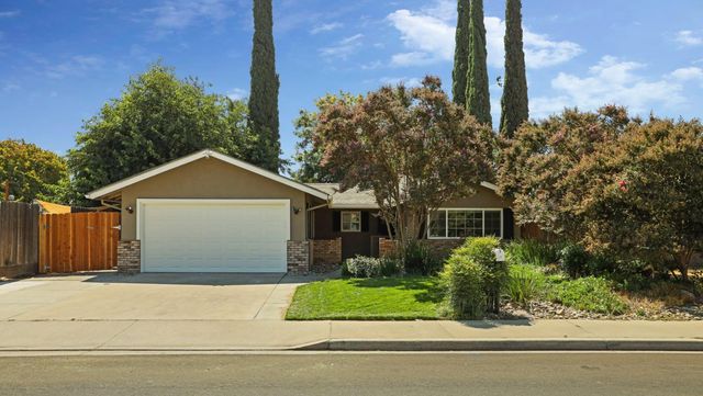 1340 Clevenger Dr, Modesto, CA 95356