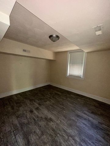 2319 Avenham AVE, Roanoke, VA 24014