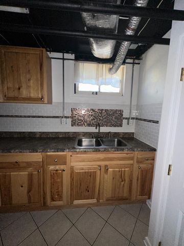 2319 Avenham AVE, Roanoke, VA 24014