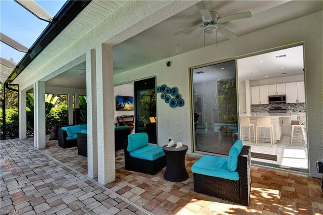 8213 Laurel Lakes BLVD, Naples, FL 34119