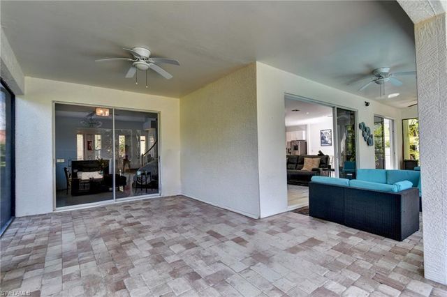 8213 Laurel Lakes BLVD, Naples, FL 34119