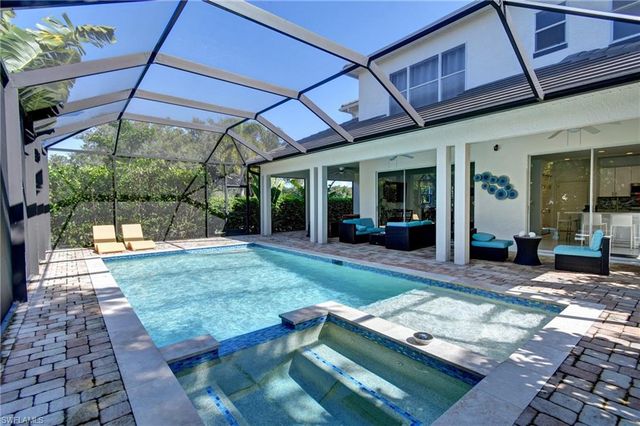 8213 Laurel Lakes BLVD, Naples, FL 34119