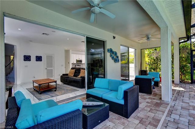 8213 Laurel Lakes BLVD, Naples, FL 34119