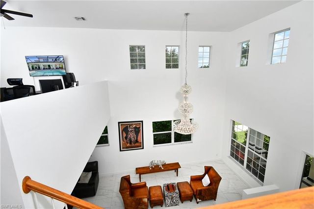 8213 Laurel Lakes BLVD, Naples, FL 34119