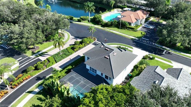 8213 Laurel Lakes BLVD, Naples, FL 34119