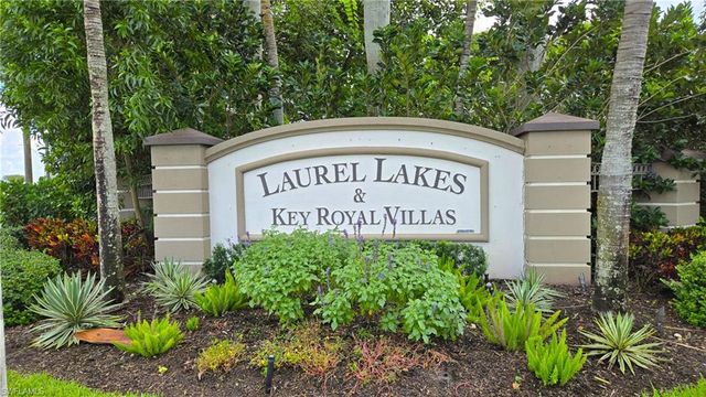 8213 Laurel Lakes BLVD, Naples, FL 34119