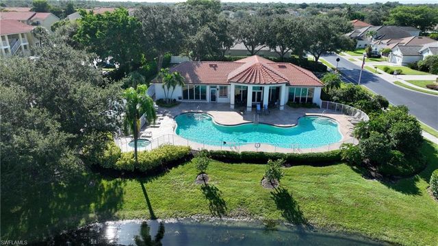 8213 Laurel Lakes BLVD, Naples, FL 34119
