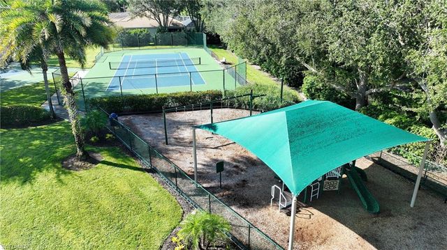 8213 Laurel Lakes BLVD, Naples, FL 34119