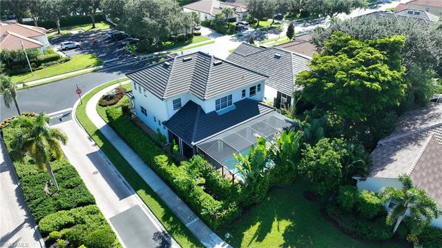 8213 Laurel Lakes BLVD, Naples, FL 34119