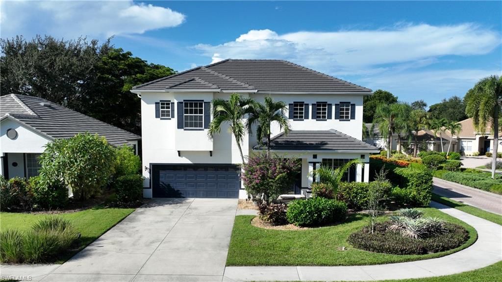 8213 Laurel Lakes BLVD, Naples, FL 34119