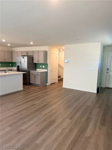 2626 Blue Dawn Falls Avenue, North Las Vegas, NV 89081