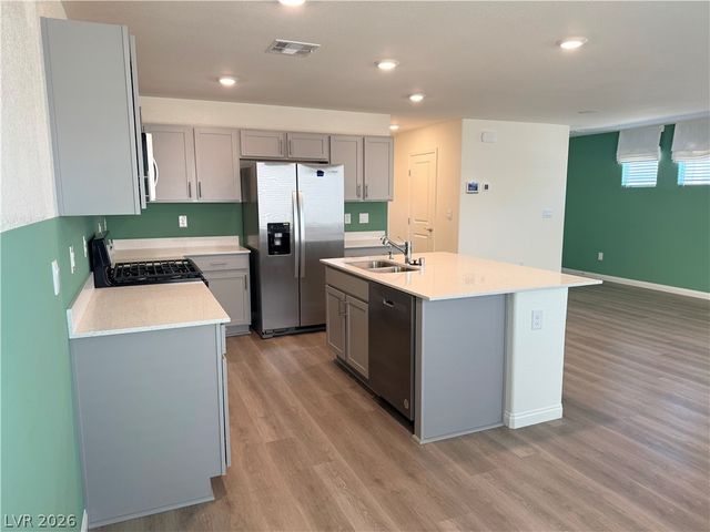 2626 Blue Dawn Falls Avenue, North Las Vegas, NV 89081