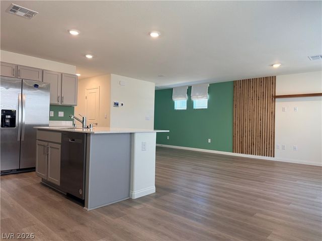 2626 Blue Dawn Falls Avenue, North Las Vegas, NV 89081