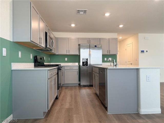 2626 Blue Dawn Falls Avenue, North Las Vegas, NV 89081