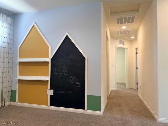 2626 Blue Dawn Falls Avenue, North Las Vegas, NV 89081