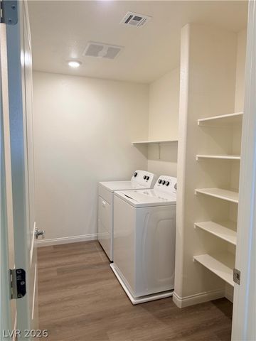 2626 Blue Dawn Falls Avenue, North Las Vegas, NV 89081