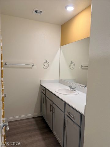 2626 Blue Dawn Falls Avenue, North Las Vegas, NV 89081