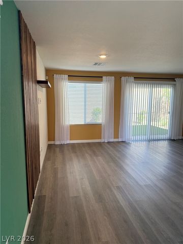 2626 Blue Dawn Falls Avenue, North Las Vegas, NV 89081