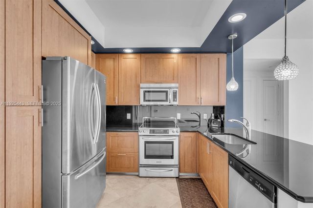 315 NE 3rd Ave 1805, Fort Lauderdale, FL 33301