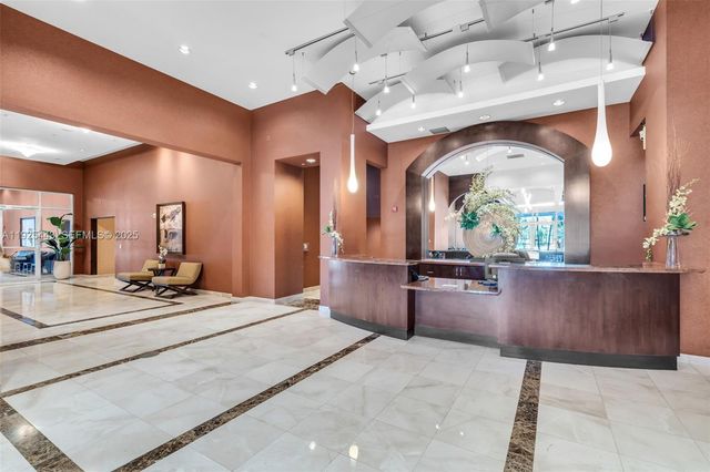 315 NE 3rd Ave 1805, Fort Lauderdale, FL 33301