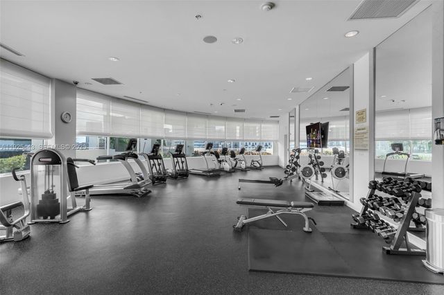 315 NE 3rd Ave 1805, Fort Lauderdale, FL 33301