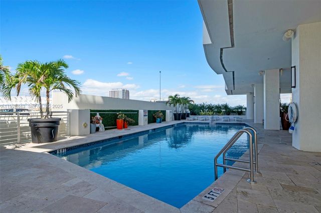 315 NE 3rd Ave 1805, Fort Lauderdale, FL 33301