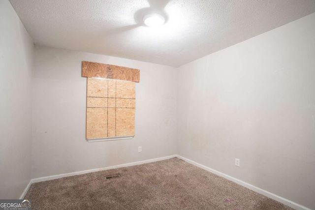 140 Beverly Park Court, Newnan, GA 30263