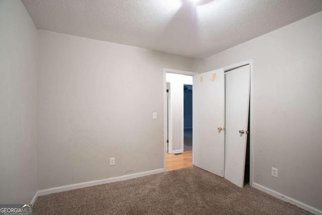 140 Beverly Park Court, Newnan, GA 30263