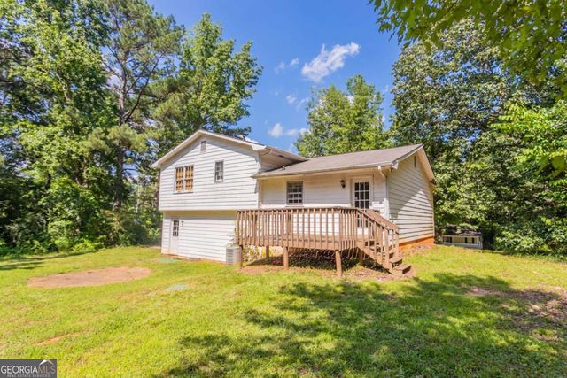 140 Beverly Park Court, Newnan, GA 30263