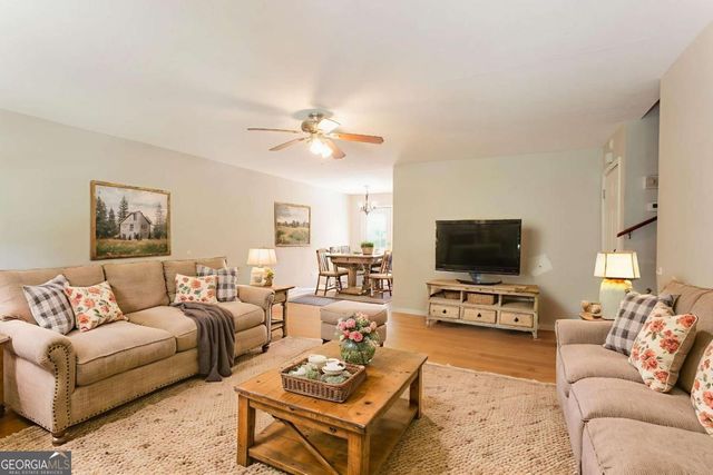 140 Beverly Park Court, Newnan, GA 30263