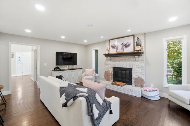 638 Churchill Drive, Gahanna, OH 43230