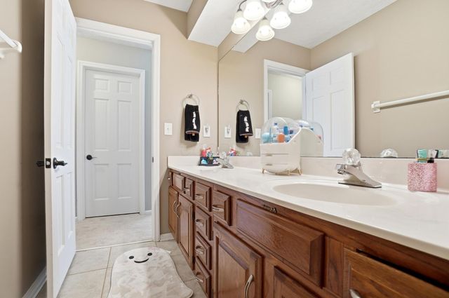 638 Churchill Drive, Gahanna, OH 43230