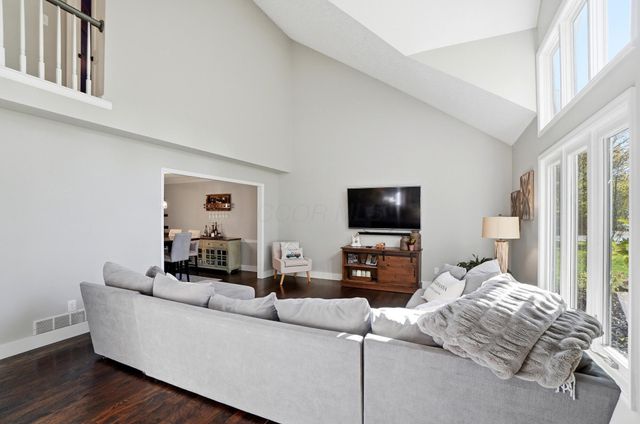 638 Churchill Drive, Gahanna, OH 43230