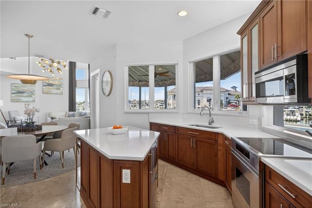 1305 Curlew AVE C, Naples, FL 34102