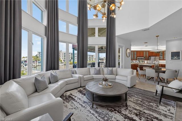 1305 Curlew AVE C, Naples, FL 34102